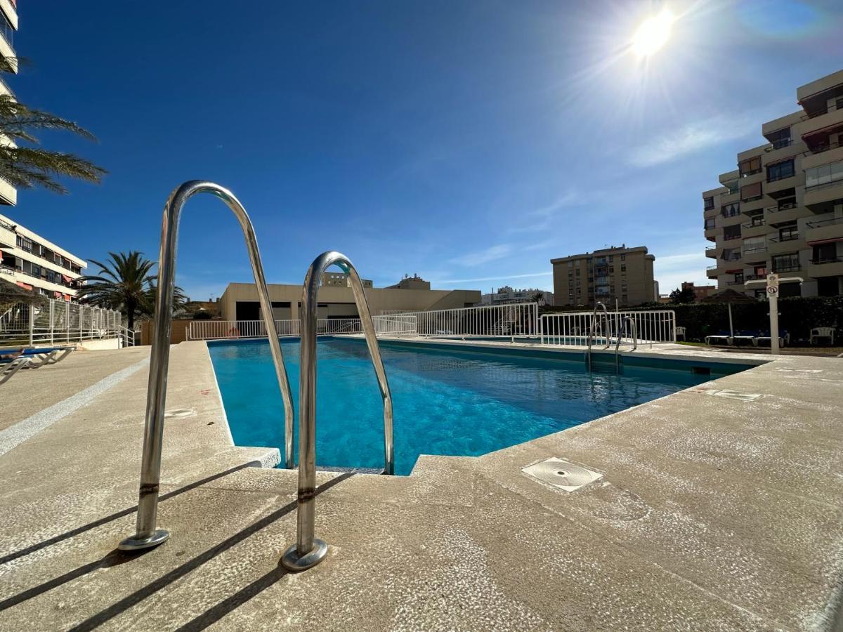 Apartamento Con Vista Al Mar En La Mitica Nogaler Torremolinos Bagian luar foto