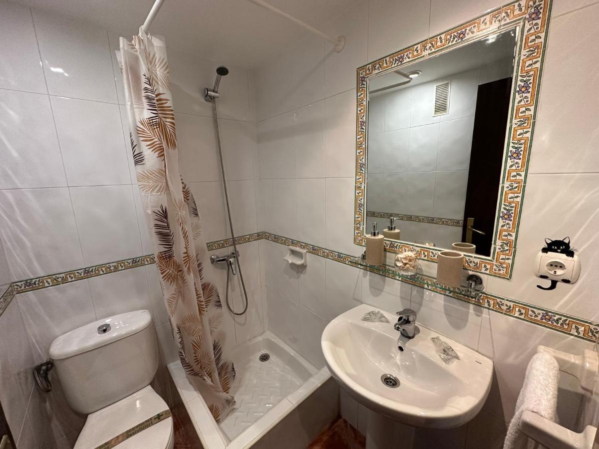 Apartamento Con Vista Al Mar En La Mitica Nogaler Torremolinos Bagian luar foto