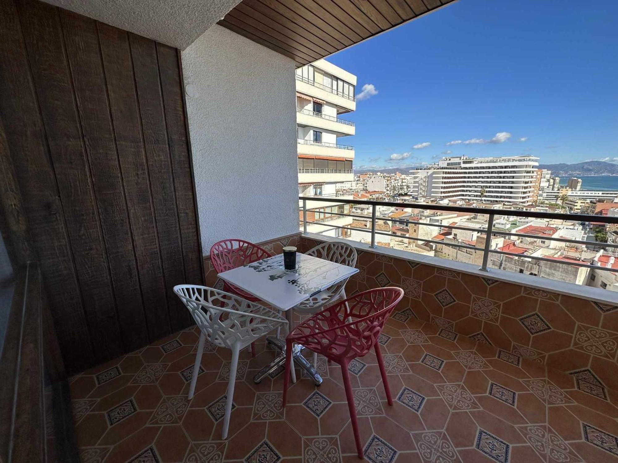 Apartamento Con Vista Al Mar En La Mitica Nogaler Torremolinos Bagian luar foto