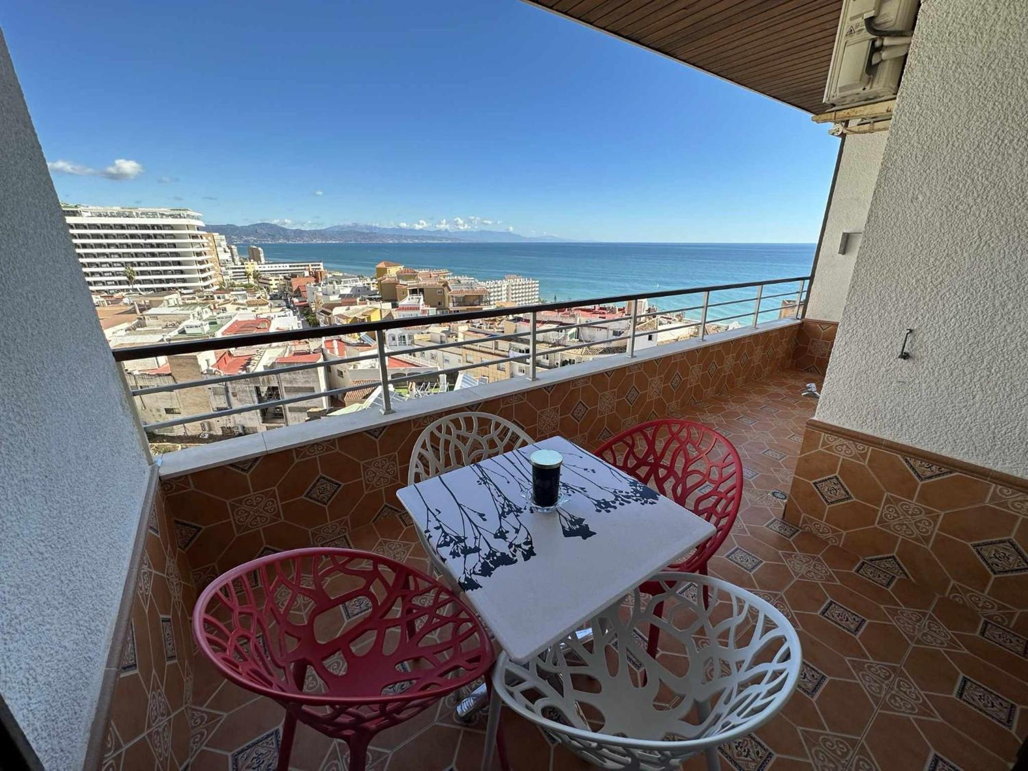 Apartamento Con Vista Al Mar En La Mitica Nogaler Torremolinos Bagian luar foto
