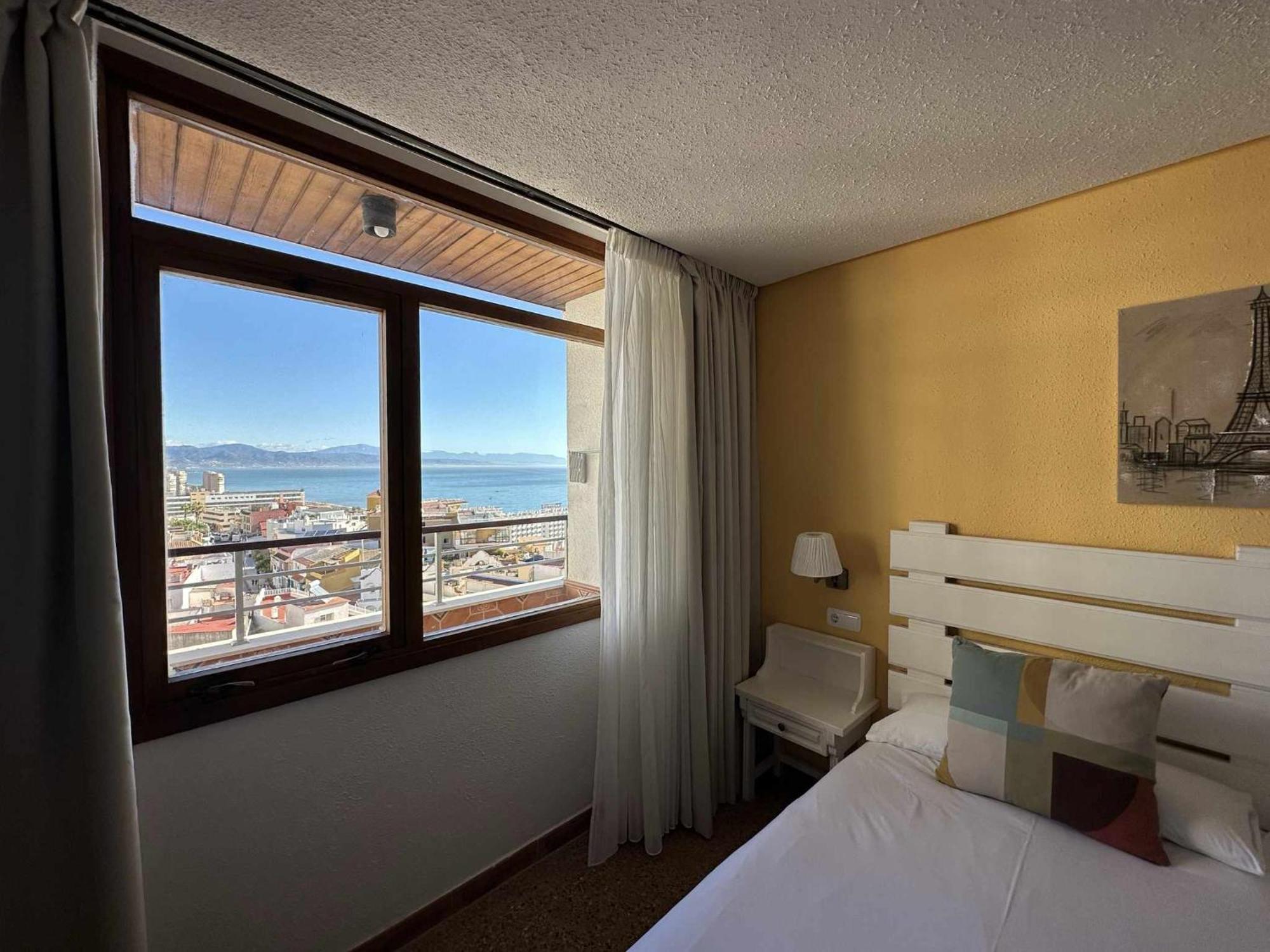 Apartamento Con Vista Al Mar En La Mitica Nogaler Torremolinos Bagian luar foto